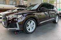 Audi Q7 S-Line