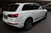 Audi Q7 S-Line