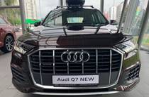 Audi Q7 Basis