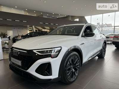 Audi Q8 e-tron 2023 Base