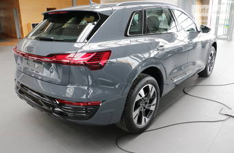 Audi Q8 e-tron 2024 Base