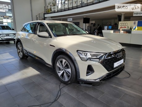 Audi Q8 e-tron 2024