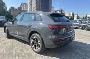 Audi Q8 e-tron - фото 15