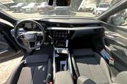 Audi Q8 e-tron - фото 21