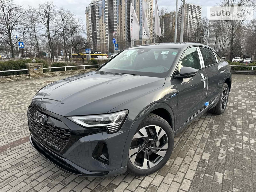 Audi Q8 Sportback e-tron S-Line