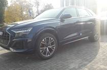 Audi Q8 S-Line