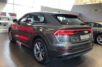 Audi Q8 Basis