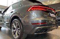 Audi Q8 S-Line