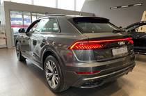 Audi Q8 S-Line