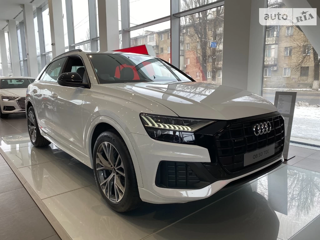 Audi Q8 S-Line