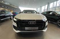 Audi Q8 S-Line