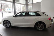 Audi Q8 S-Line