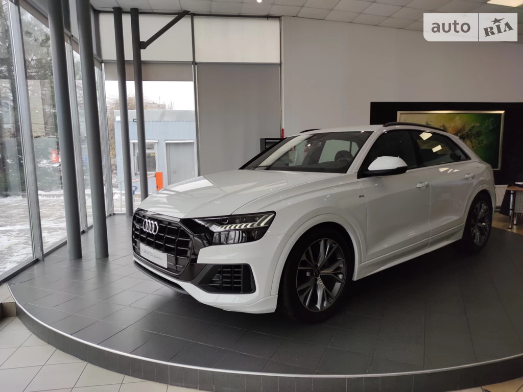 Audi Q8 S-Line