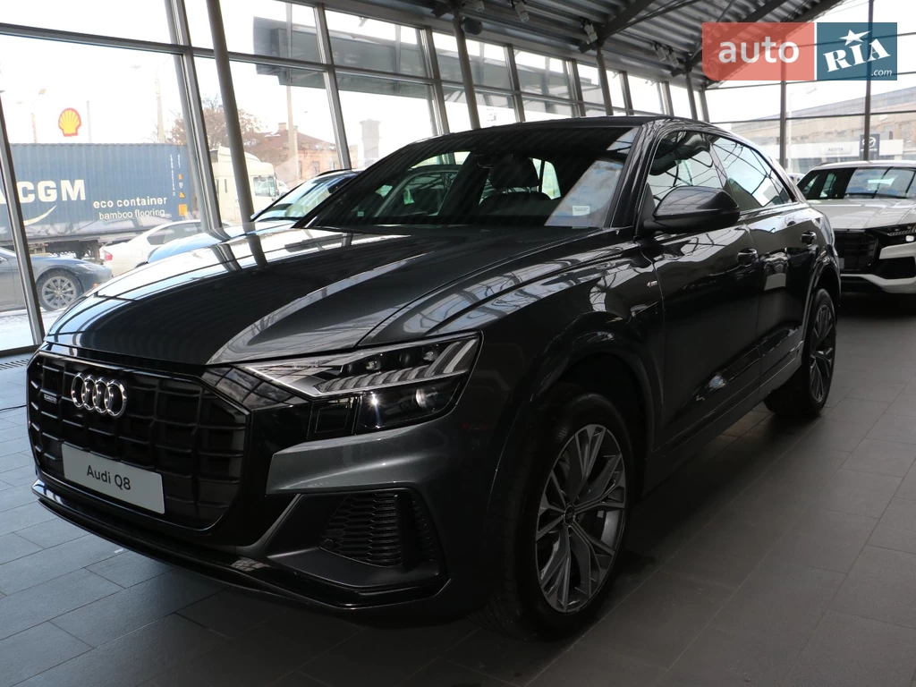 Audi Q8 S-Line