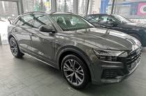 Audi Q8 S-Line