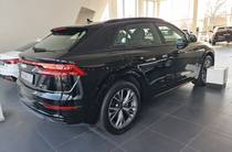 Audi Q8 S-Line