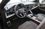 Audi Q8 S-Line