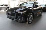 Audi Q8 S-Line