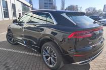 Audi Q8 S-Line