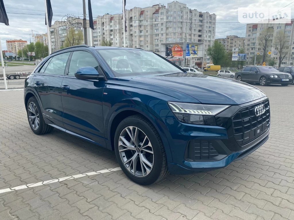 Audi Q8 S-Line