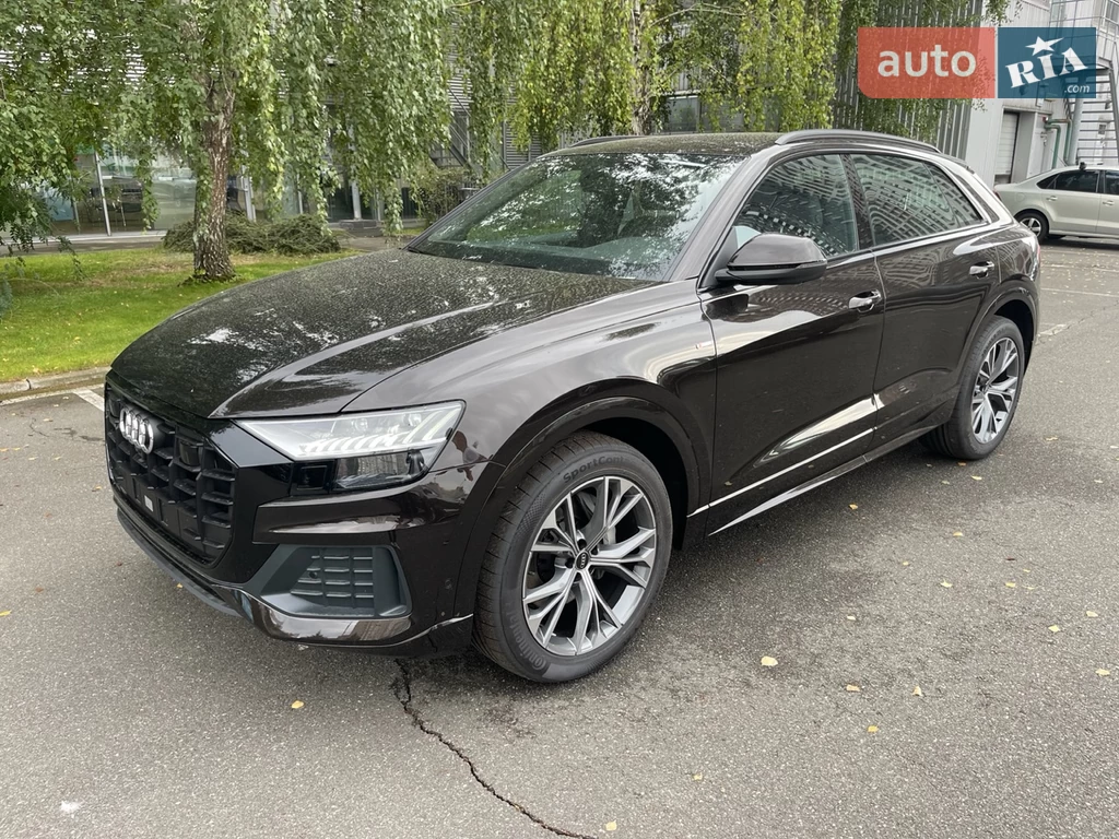 Audi Q8 S-Line