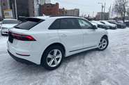 Audi Q8 - фото 27