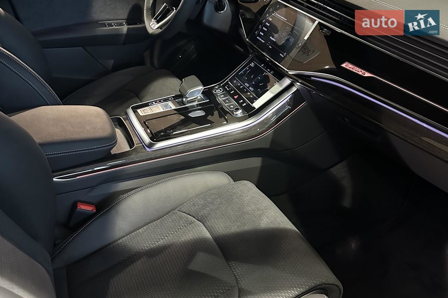 Audi Q8 - фото 29