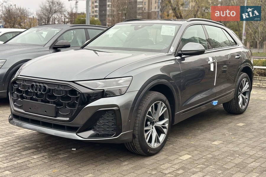 Audi Q8 - фото 19