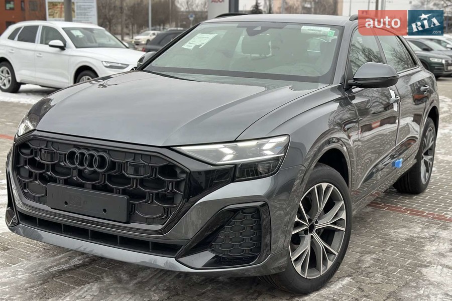 Audi Q8 - фото 3