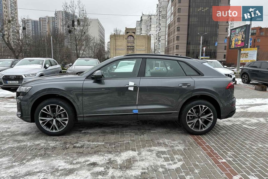Audi Q8 - фото 34
