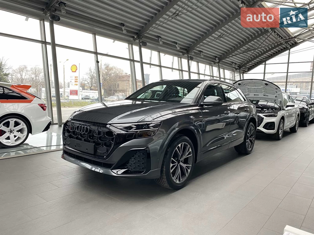 Audi Q8 S-Line