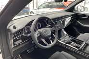 Audi Q8 S-Line