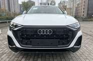 Audi Q8 - фото 1