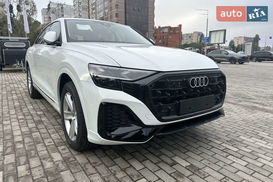 Audi Q8 - фото 4