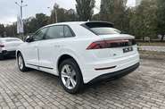 Audi Q8 - фото 22