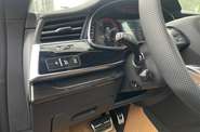 Audi Q8 - фото 12