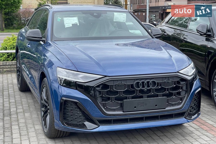 Audi Q8 - фото 1