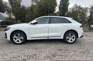 Audi Q8 - фото 8