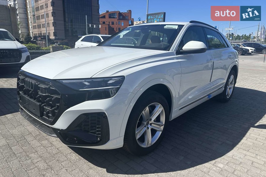Audi Q8 - фото 10