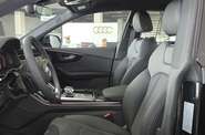 Audi Q8 S-Line
