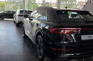 Audi Q8 S-Line