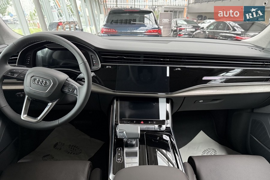 Audi Q8 - фото 8