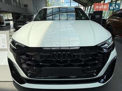 Audi Q8 2025 S-Line