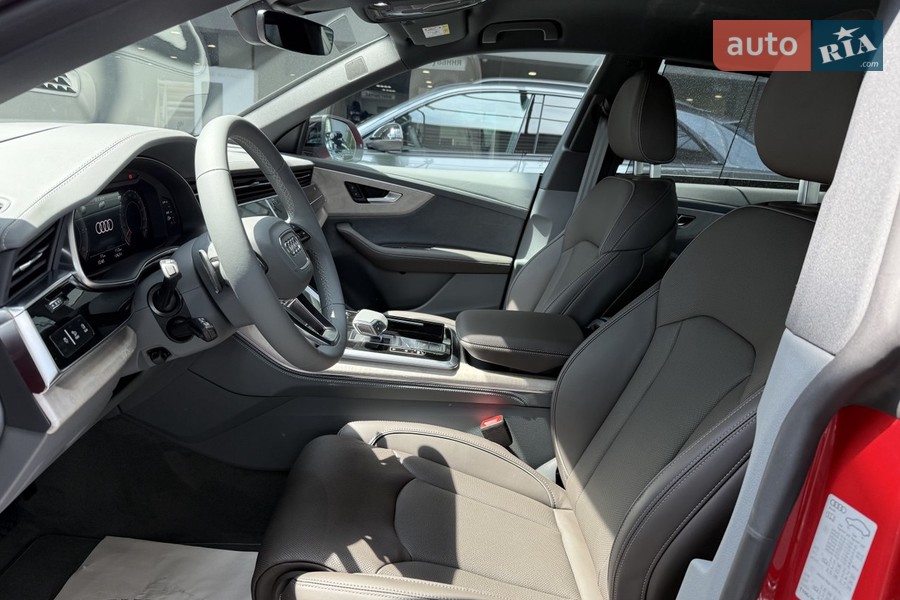 Audi Q8 - фото 7