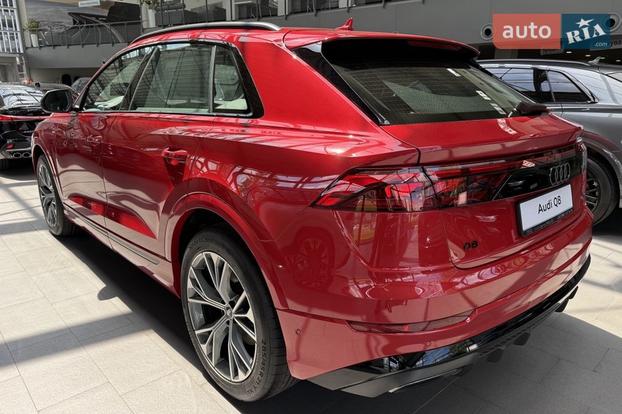 Audi Q8 - фото 3