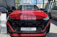 Audi Q8 - фото 1