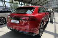 Audi Q8 - фото 5