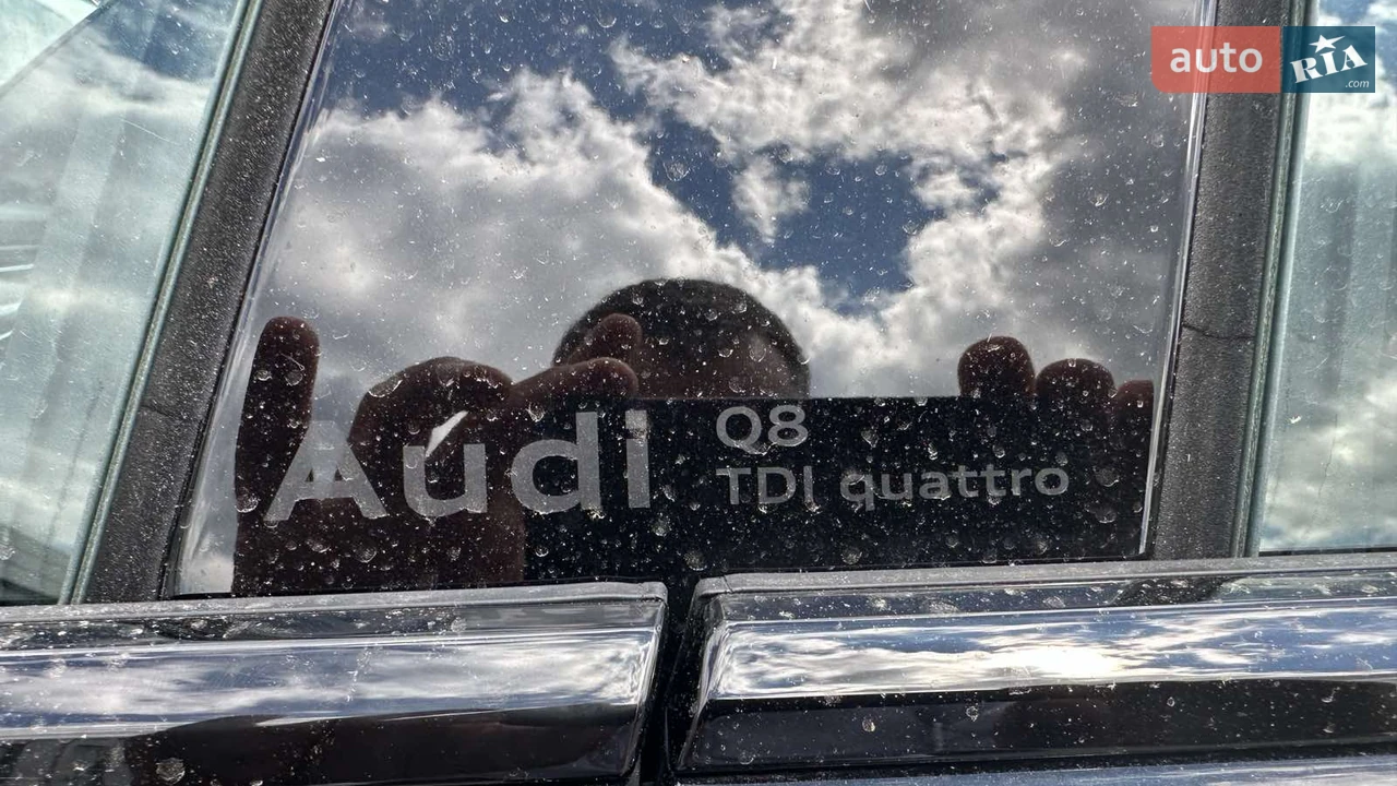 Audi-7