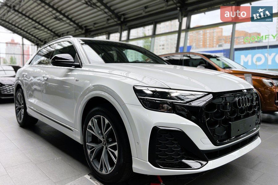 Audi Q8 - фото 3