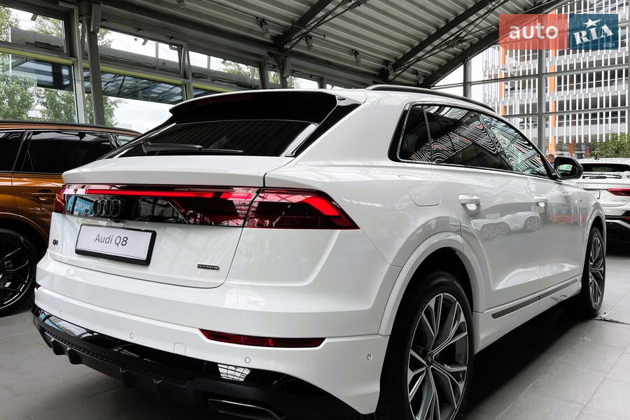 Audi Q8 - фото 8